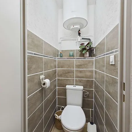 Fonctionnel Avec Terrasse Ensoleillee - Fr-1-326-879 Apartment *